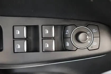 Photo 26 Ford Puma  1.0 Flexifuel 125 ch mHEV S&S BVM6