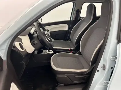 Photo 17 Renault Twingo  III E-Tech
