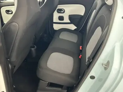Photo 24 Renault Twingo  III E-Tech