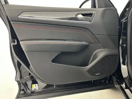 Photo 19 Renault Arkana  E-Tech 145