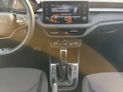 Photo 10 Skoda Fabia  1.0 TSI 116 ch EVO 2 DSG7