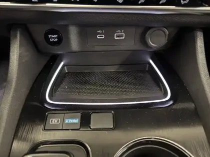 Photo 98 Nissan X-trail  e-POWER 213 ch e-4ORCE 7 Places