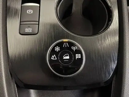 Photo 47 Nissan X-trail  e-POWER 213 ch e-4ORCE 7 Places