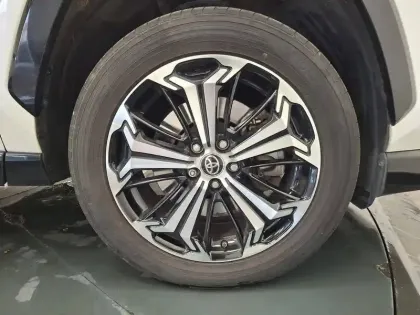 Photo 12 Toyota Rav4  Hybride Rechargeable AWD