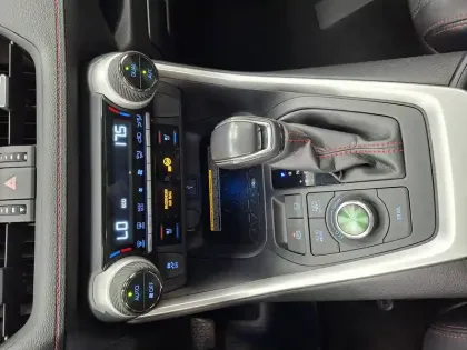 Photo 42 Toyota Rav4  Hybride Rechargeable AWD