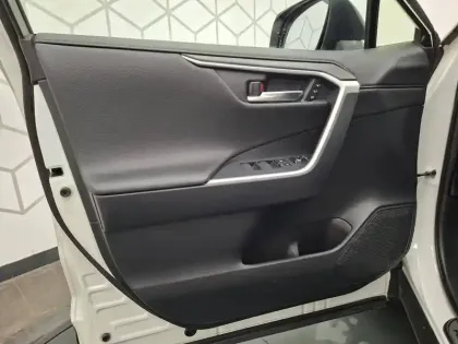 Photo 31 Toyota Rav4  Hybride Rechargeable AWD