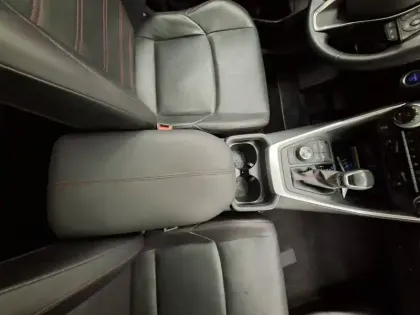 Photo 35 Toyota Rav4  Hybride Rechargeable AWD