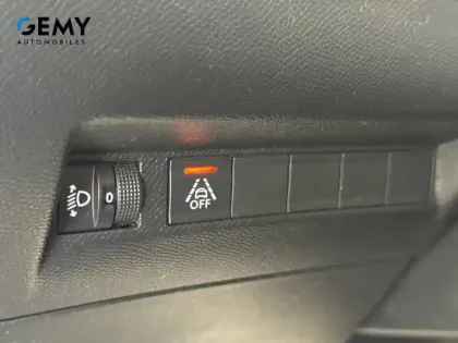 Photo 13 Peugeot 208  Electrique 50 kWh 136ch
