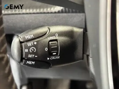 Photo 12 Peugeot 208  Electrique 50 kWh 136ch