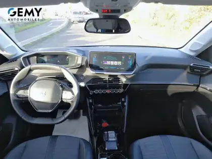 Photo 7 Peugeot 208  Electrique 50 kWh 136ch