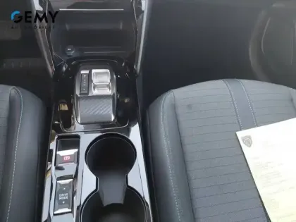 Photo 11 Peugeot 208  Electrique 50 kWh 136ch