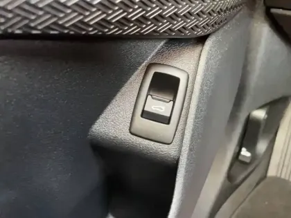 Photo 44 BMW X2  sDrive 18d 150ch DKG7