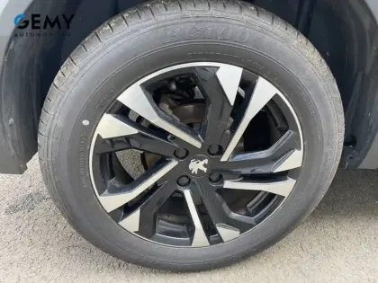 Photo 38 Peugeot 2008  BlueHDi 110 S&S BVM6