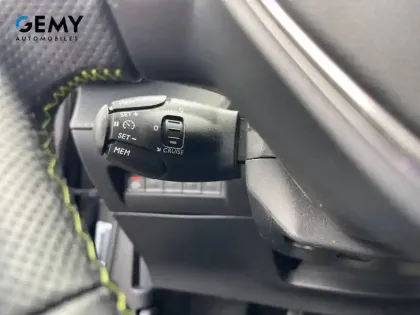 Photo 24 Peugeot 2008  BlueHDi 110 S&S BVM6