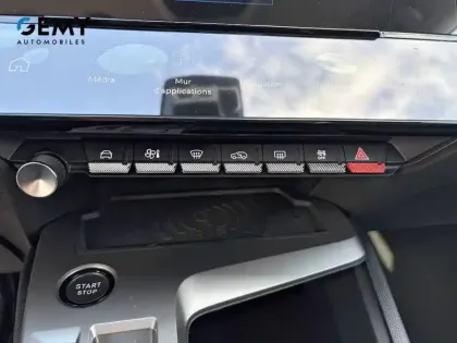 Photo 16 Peugeot 308  Plug-in Hybrid 195 ch e-DCS7