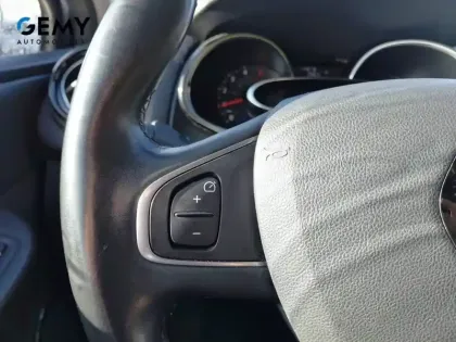 Photo 16 Renault Clio  dCi 90 Energy