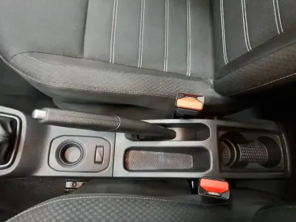 Photo 33 Dacia Duster  ECO-G 100 4x2