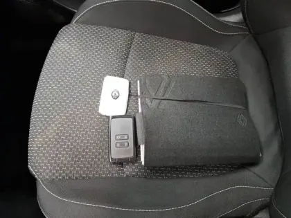 Photo 80 Renault Kadjar  TCe 140