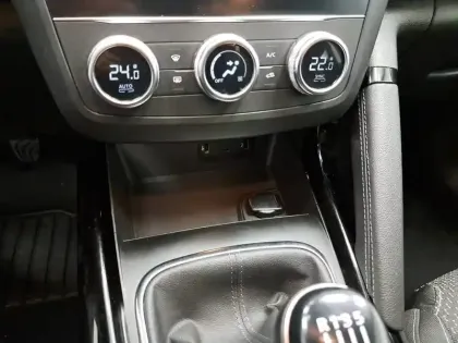 Photo 77 Renault Kadjar  TCe 140