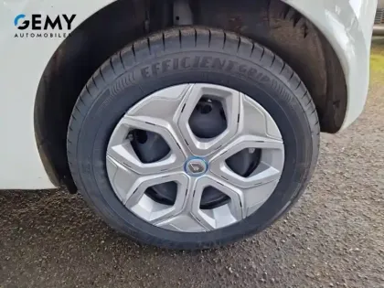 Photo 10 Renault Twingo  III E-Tech