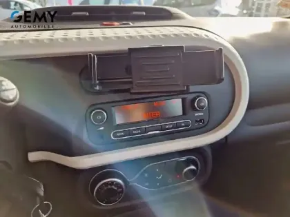 Photo 15 Renault Twingo  III E-Tech