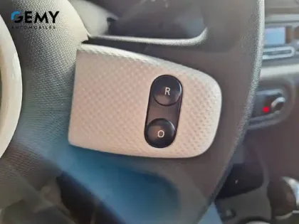 Photo 18 Renault Twingo  III E-Tech