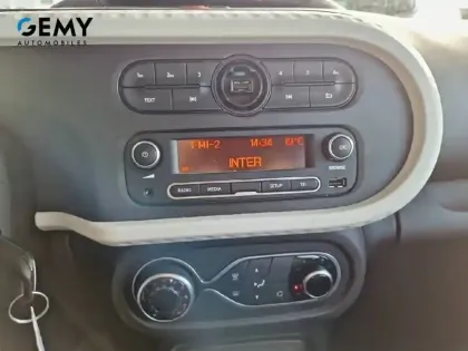 Photo 14 Renault Twingo  III E-Tech