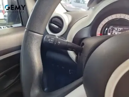 Photo 12 Renault Twingo  III E-Tech