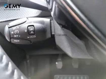 Photo 14 Peugeot 208  PureTech 100 S&S BVM6