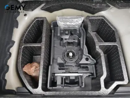 Photo 36 Peugeot 208  PureTech 100 S&S BVM6