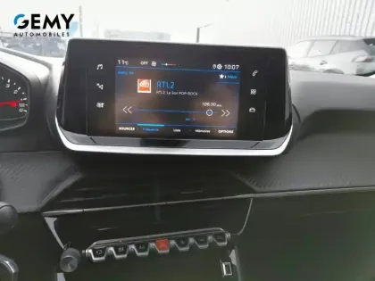 Photo 12 Peugeot 208  PureTech 100 S&S BVM6