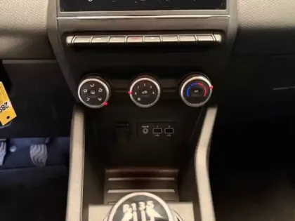 Photo 17 Renault Clio  Blue dCi 100 - 21N