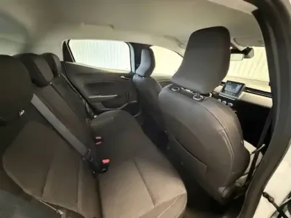 Photo 39 Renault Clio  Blue dCi 100 - 21N