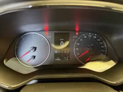 Photo 49 Renault Clio  Blue dCi 100 - 21N