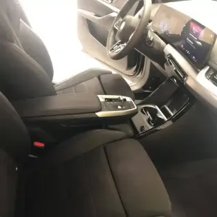 Photo 8 BMW Serie 2 Active Tourer 220i 170 ch DKG7