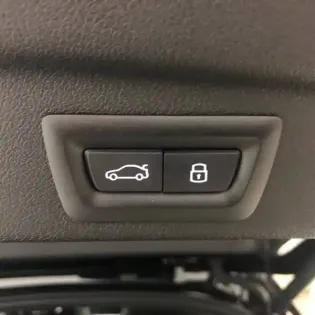 Photo 9 BMW Serie 2 Active Tourer 220i 170 ch DKG7