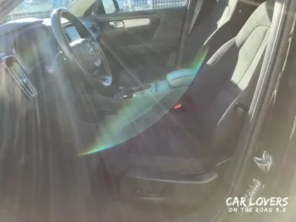 Photo 9 Volvo Xc40  T2 129 ch Geartronic 8