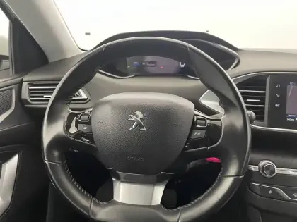 Photo 21 Peugeot 308  AFFAIRE BLUEHDI 100 S&S BVM6