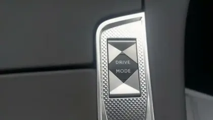 Photo 25 DS Ds 7 DS7 Crossback Hybride E-Tense 225 EAT8