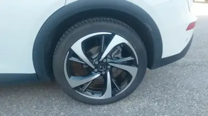 Photo 14 DS Ds 7 DS7 Crossback Hybride E-Tense 225 EAT8