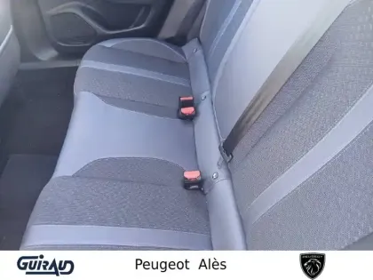 Photo 9 Peugeot 2008  PureTech 100 S&S BVM6