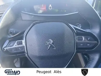Photo 18 Peugeot 2008  PureTech 100 S&S BVM6
