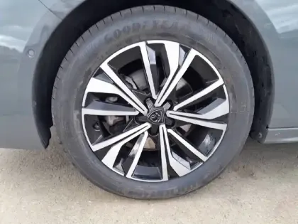 Photo 10 Peugeot 508  SW BlueHDi 130 ch S&S EAT8