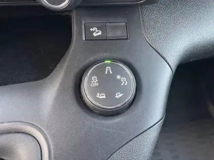 Photo 44 Peugeot Partner  FOURGON XL 950 KG BLUEHDI 100 S&S BVM6