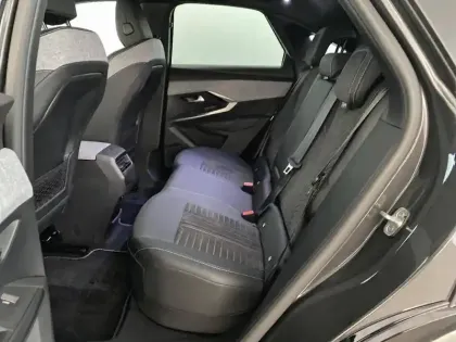 Photo 8 Peugeot 3008  Electrique 210 ch 73 kWh