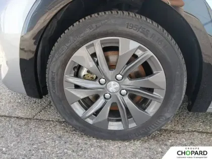 Photo 11 Peugeot 208  Electrique 50 kWh 136ch