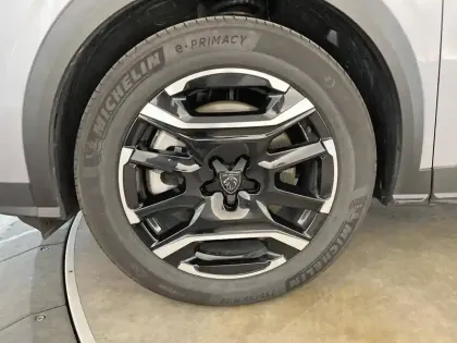 Photo 5 Peugeot 3008  Electrique 210 ch 73 kWh