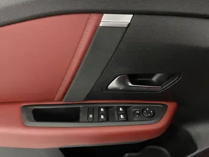 Photo 53 Citroën C4  PureTech 130 S&S EAT8