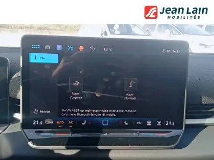 Photo 15 Volkswagen T-roc  1.5 eTSI EVO2 Hybrid 150 ch DSG7