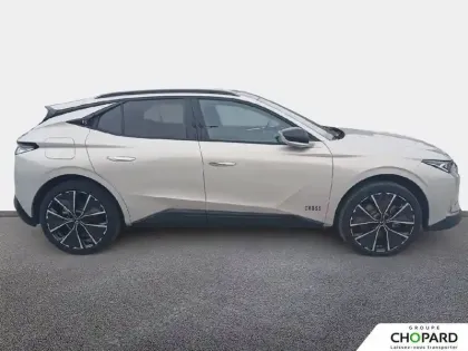 Photo 8 DS DS 4  Hybride E-Tense 225 EAT8